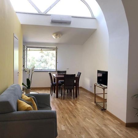 William Apt Sorrento Luaran gambar