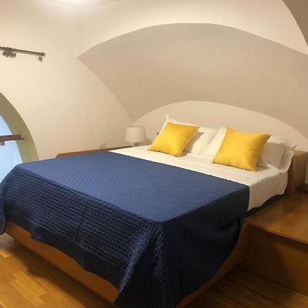 William Apt Sorrento Luaran gambar